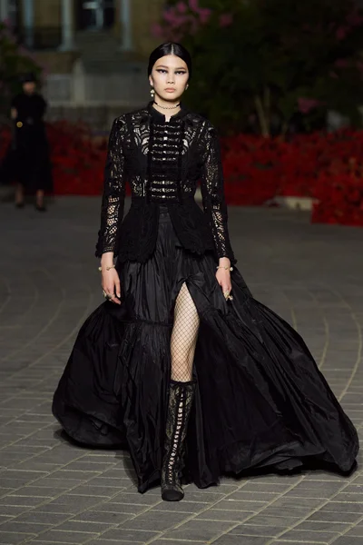 Look 51